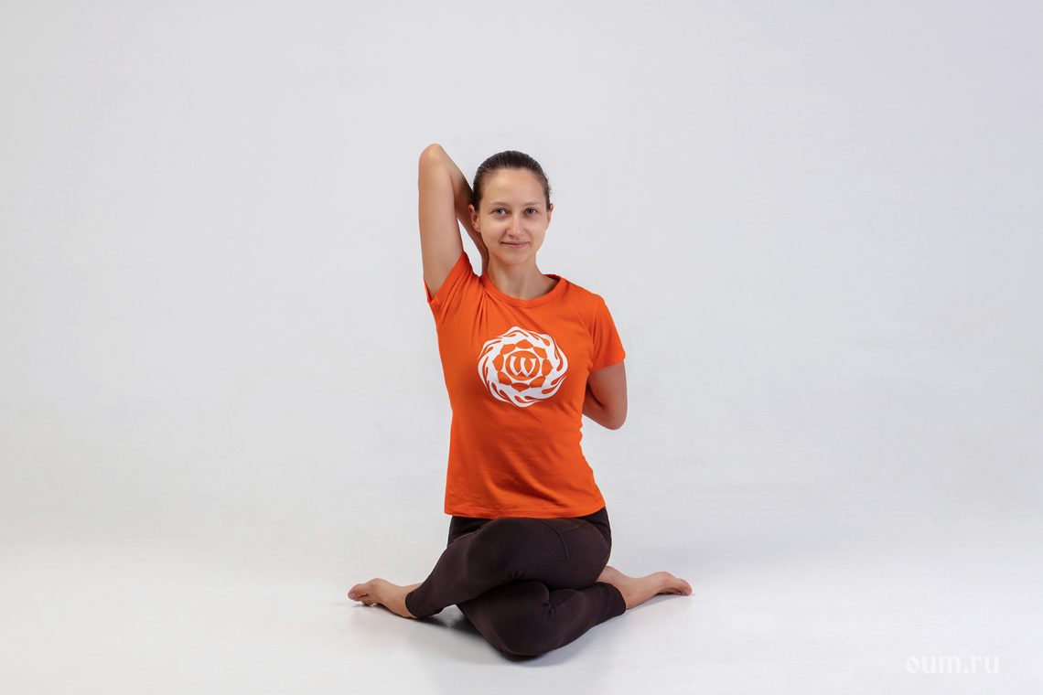 Asana Gomukhasana Jogos Pagrindai